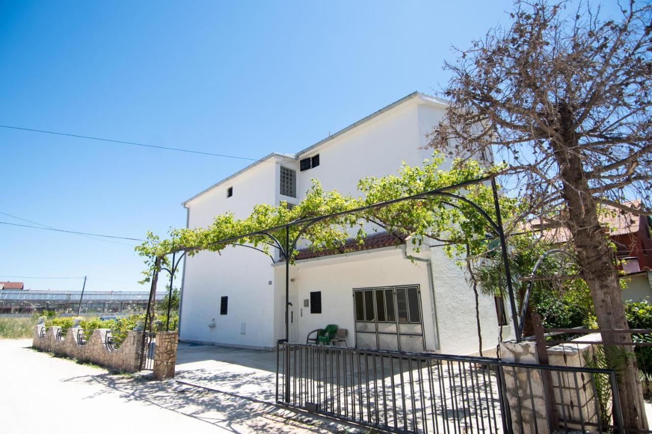 Apartmani Ivana Kaštela Kültér fotó