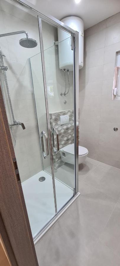 Apartmani Ivana Kaštela Kültér fotó